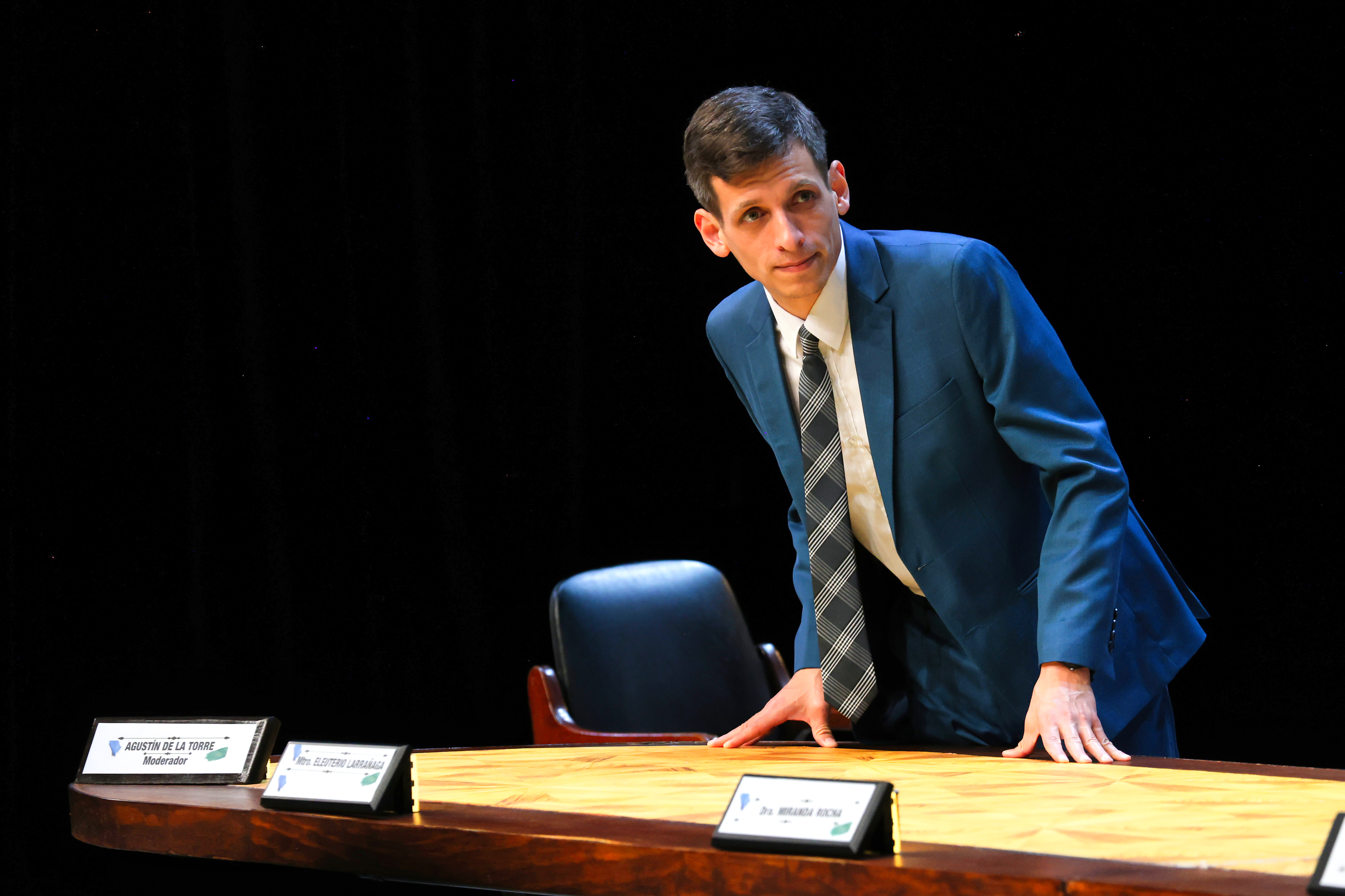 LOS CONFERENCIANTES - Photo 8